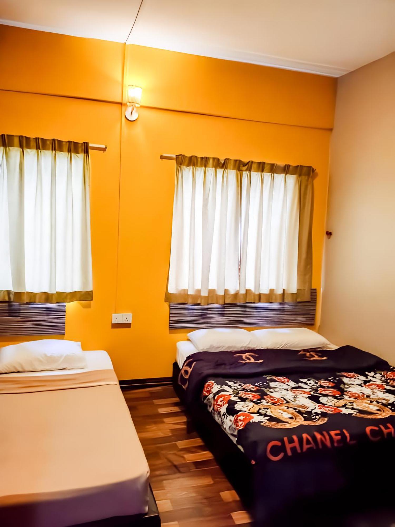 Brilliant Empire Hotel ملقا المظهر الخارجي الصورة