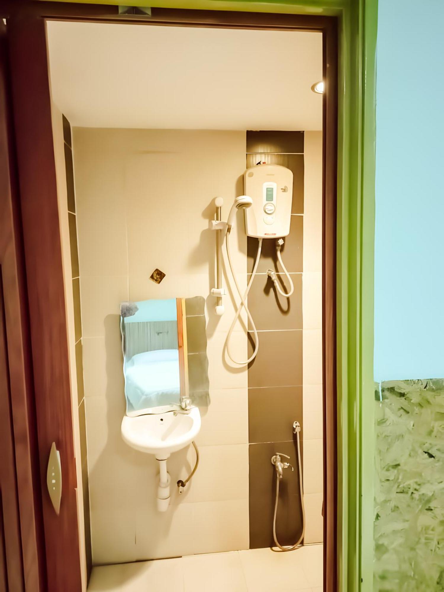 Brilliant Empire Hotel ملقا المظهر الخارجي الصورة